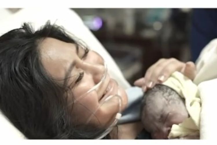 Caca Tengker Lahirkan Anak Kedua, Tulis Ucapan Menyentuh Hati Untuk Suami dan Ansara