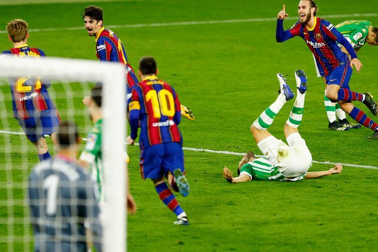Real Betis 2-3 Barcelona: Blaugrana Bawa Pulang Poin Penuh Berkat Gol Perdana Trincao