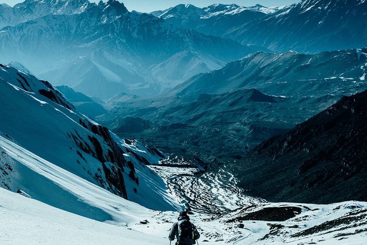 Bohong Telah Mendaki Gunung Everest, Pendaki Asal India Dijatuhi Sanksi