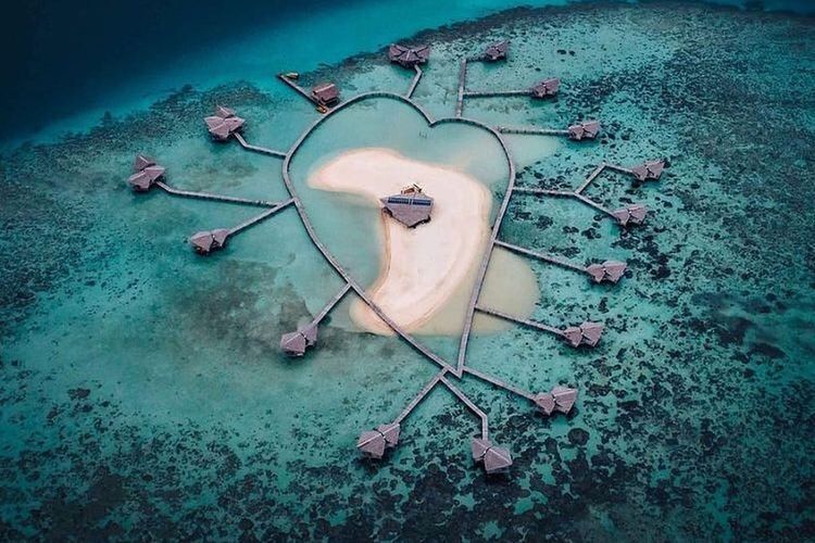 Habiskan Hari Valentine Bersama Pasangan, Ini Destinasi Wisata Romantis di Indonesia