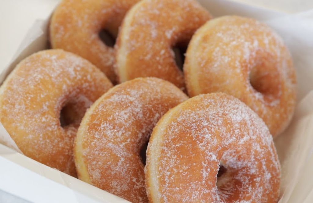 17 Ide Nama Usaha Donat Gula Kekinian Ala Gen Z, Dijamin Diburu Pelanggan!
