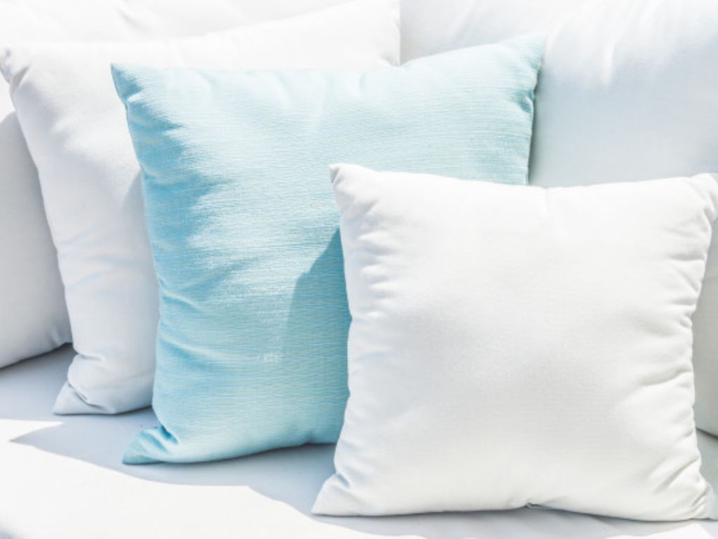 Inilah Alasan Kenapa Penting untuk Mengganti Bantal Setiap 2 Tahun Sekali