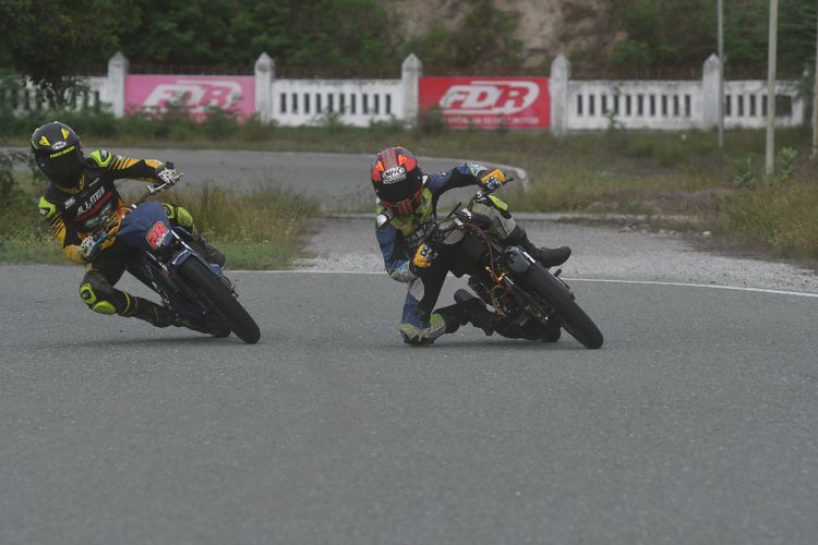 FOTO: Olahraga Balap Motor Kembali Menggeliat