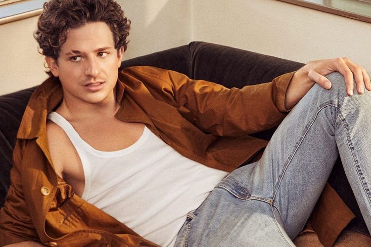 Diklaim Tidak Sehat, Charlie Puth Hantam Oknum Body Shamming Lewat Twitter 
