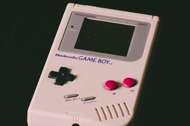 YouTuber Ini Buktikan Mining Bitcoin Juga Dapat Dilakukan dengan Game Boy!