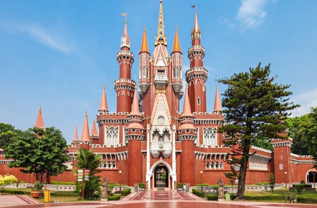 5 Tempat Wisata Seru di Cipayung Cocok untuk Liburan Keluarga