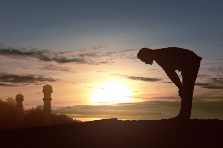 Tata Cara Sholat Dhuha Lengkap dengan Niat, Doa, dan Keutamaannya