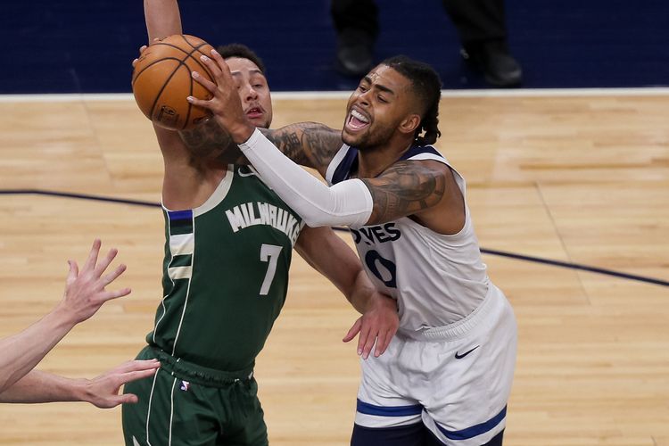 FOTO: Milwaukee Bucks Menang Telak 130-105 Atas Minnesota Timberwolves