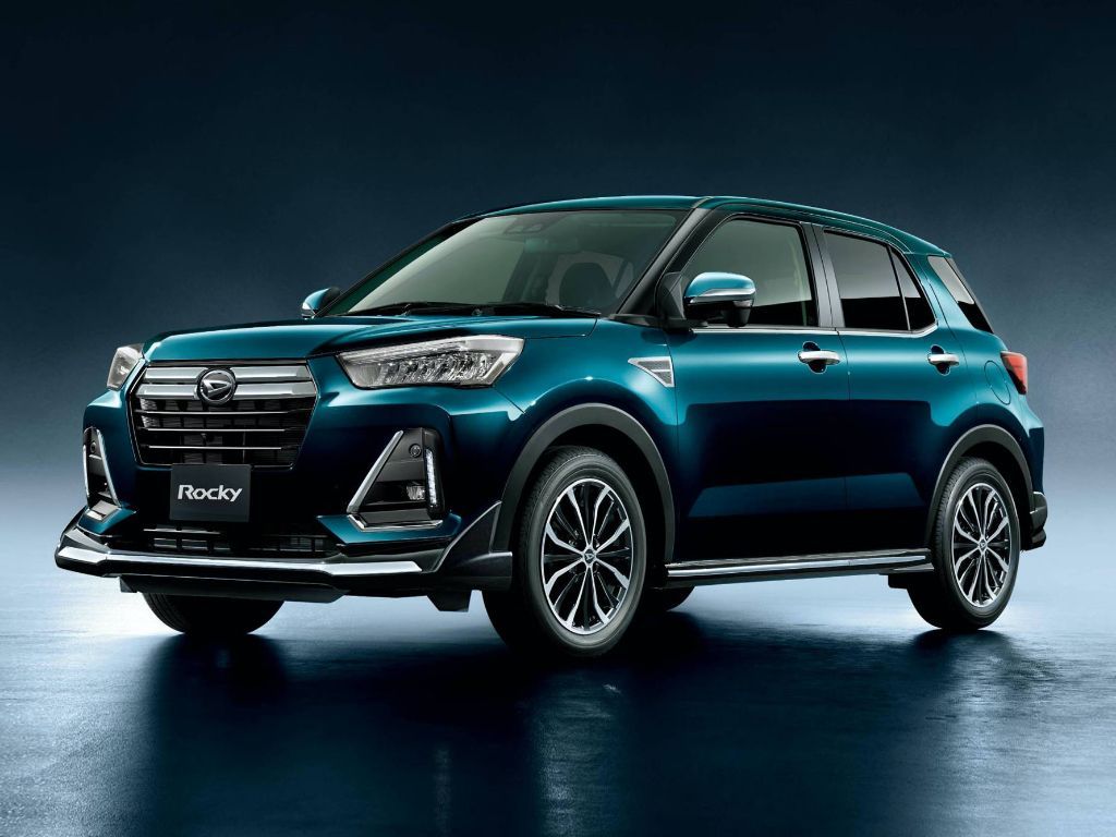 5 Perbedaan Daihatsu Rocky X dan X ADS Terbaru 2024, Mending Mana?