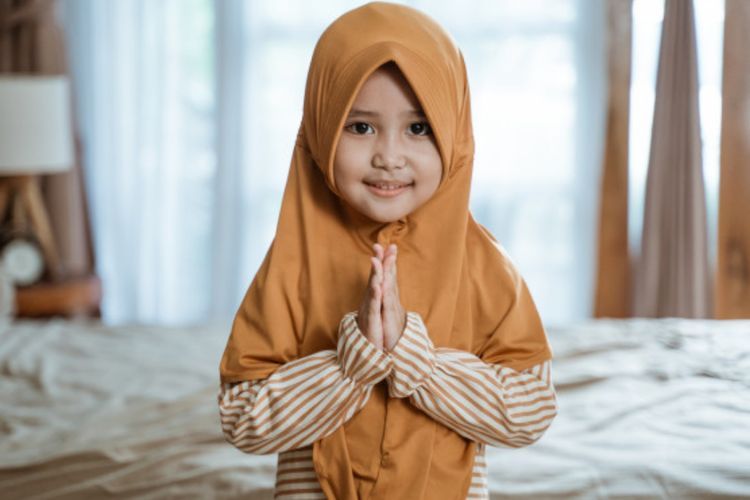 Cara Mendidik Anak Perempuan Menurut Islam Sesuai Ajaran Rasulullah