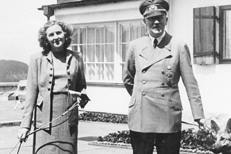 Peristiwa 29 April: Pernikahan Adolf Hitler dan Eva Braun di Bunker Sebelum Bunuh Diri