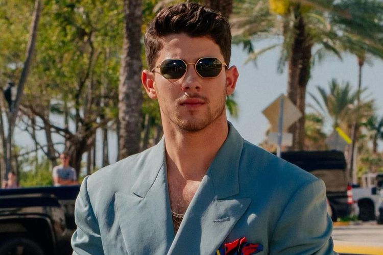 Nick Jonas Terpilih Sebagai Host Billboard Music Awards 2021