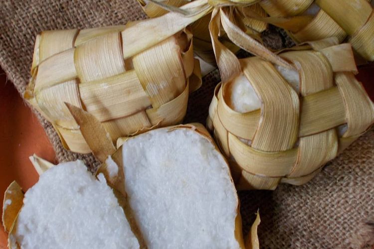 Selalu jadi Makanan yang Dihidangkan saat Lebaran, Ini Dia Makna dan Filosofi Ketupat