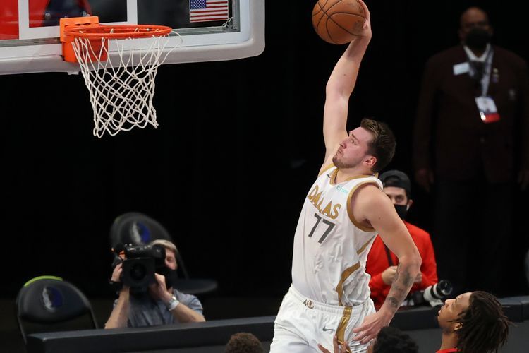 FOTO: Dallas Mavericks Menang Tipis 114-110 atas Toronto Raptors