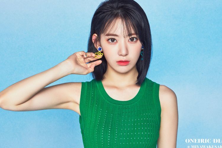 Kembali ke Jepang, Miyawaki Sakura Justru Umumkan Graduation dari HKT48 Secara Resmi