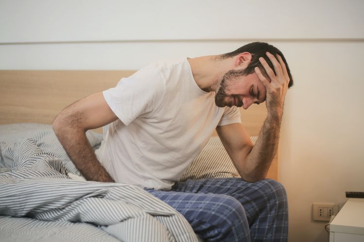 Penyebab dan Cara Mengatasi Sakit Kepala Saat Bangun Tidur