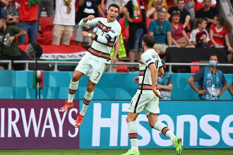 Viral Cristiano Ronaldo Kesampingkan Coca-Cola, Ada Apa Sih?