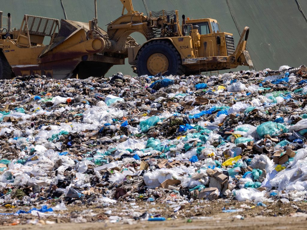 Problematika Pengelolaan Sampah Kota Jogja, Walhi DIY Usulkan Ini