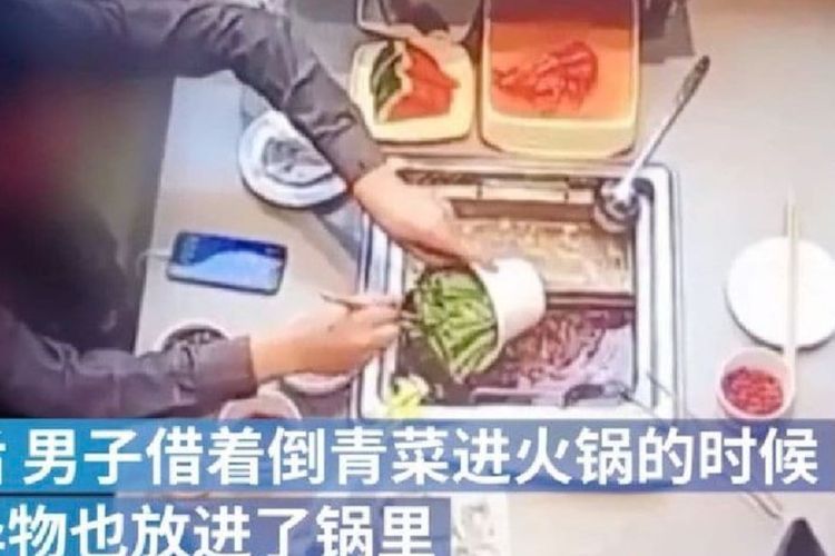 Supaya Bisa Makan Gratis di Restoran, Pria Ini Pura-pura Menemukan Kecoak dalam Makanannya