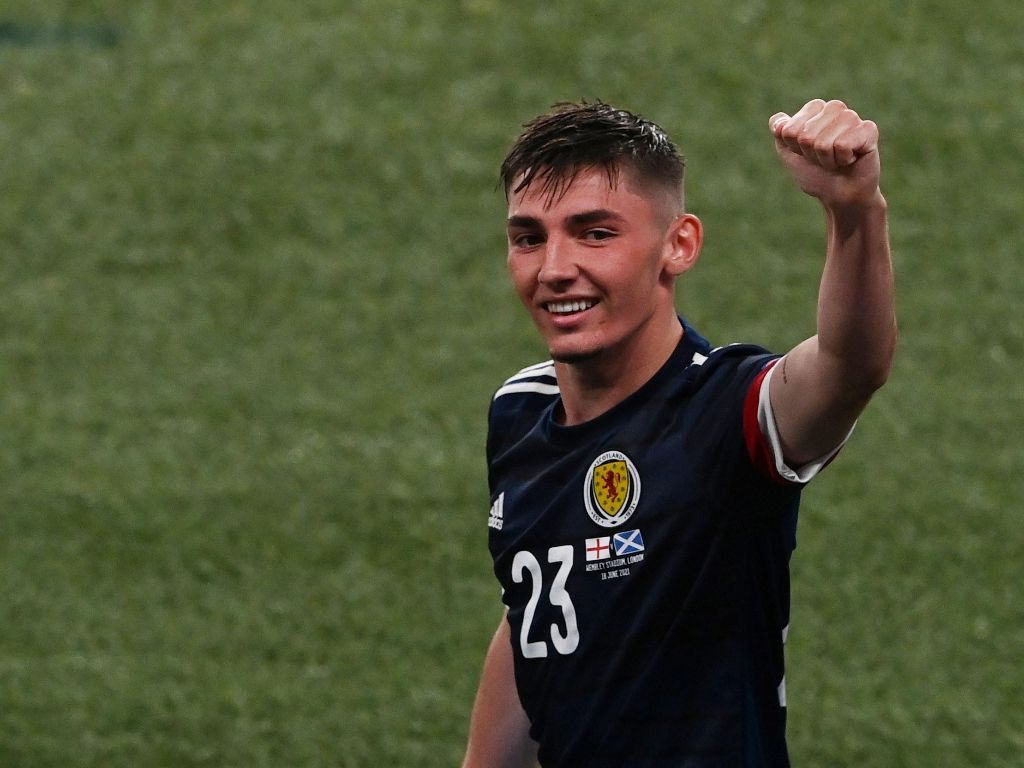 Positif Covid-19, Billy Gilmour Absen dari Skuad Skotlandia di EURO 2020