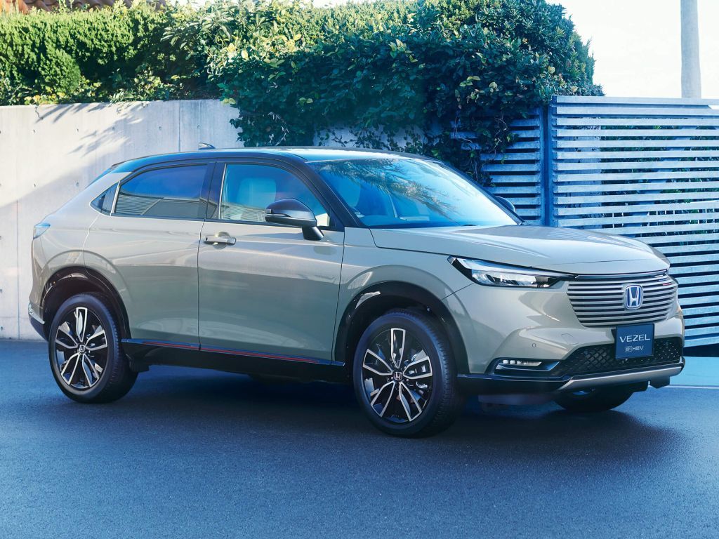 Honda HR-V Sand Khaki Terbaru 2025 Jadi Impian Para 'Ciwi-ciwi', Berapa Harganya?