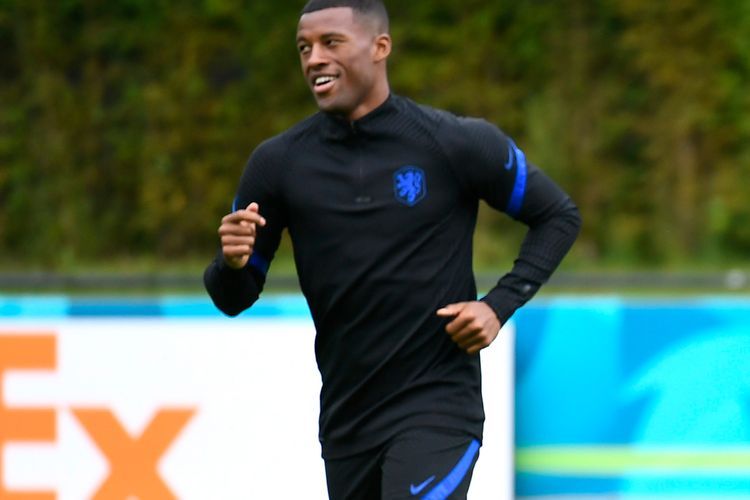 Wijnaldum Siap Pakai Ban Kapten Pelangi Saat Belanda vs Ceko, Ancam Walk Out Jika Dicerca