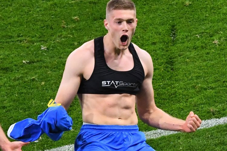 Hadapi Timnas Swedia Striker Ukraina Pakai Sport Bra, Kok Bisa?
