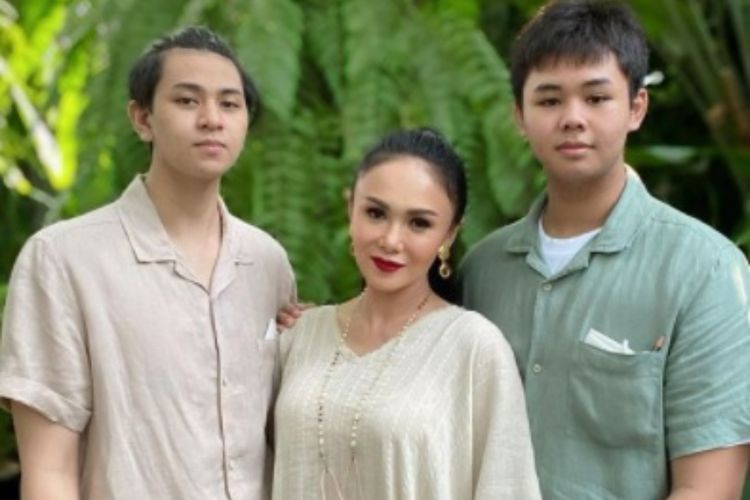 Yuni Shara Bantah Sebut Temani Anak Nonton Film Dewasa: Saya Masih Waras