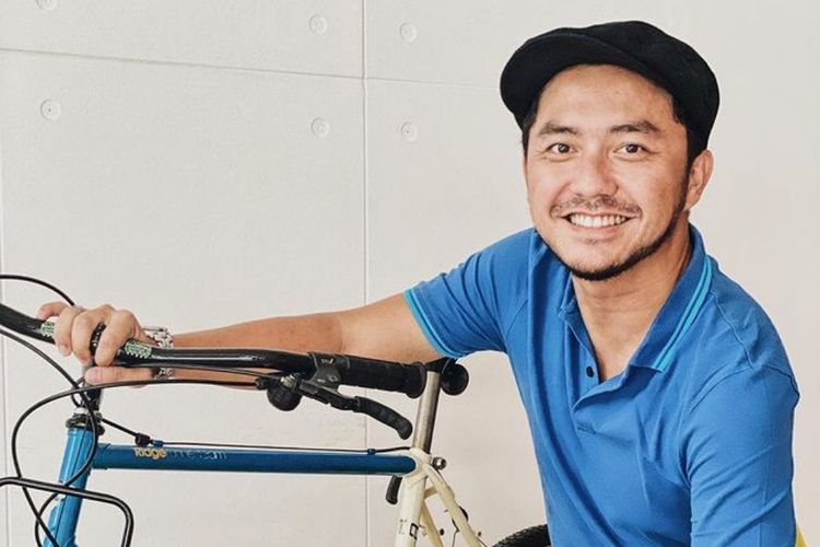 Sikap Ramah Ananda Omesh Melayani Wartawan Menuai Pujian, Netizen: Ini yang Harus Dicontoh