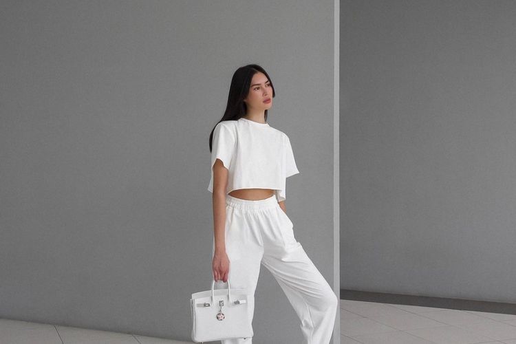 Kritik Model Baru Victoria's Secret, Influencer yang Klaim Diri Menteri Kecantikan Dihujat