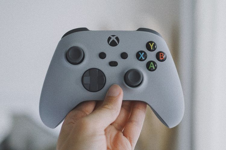 Phil Spencer Ingin Update Controller Xbox Baru, Bakal Belajar dari PlayStation 5!