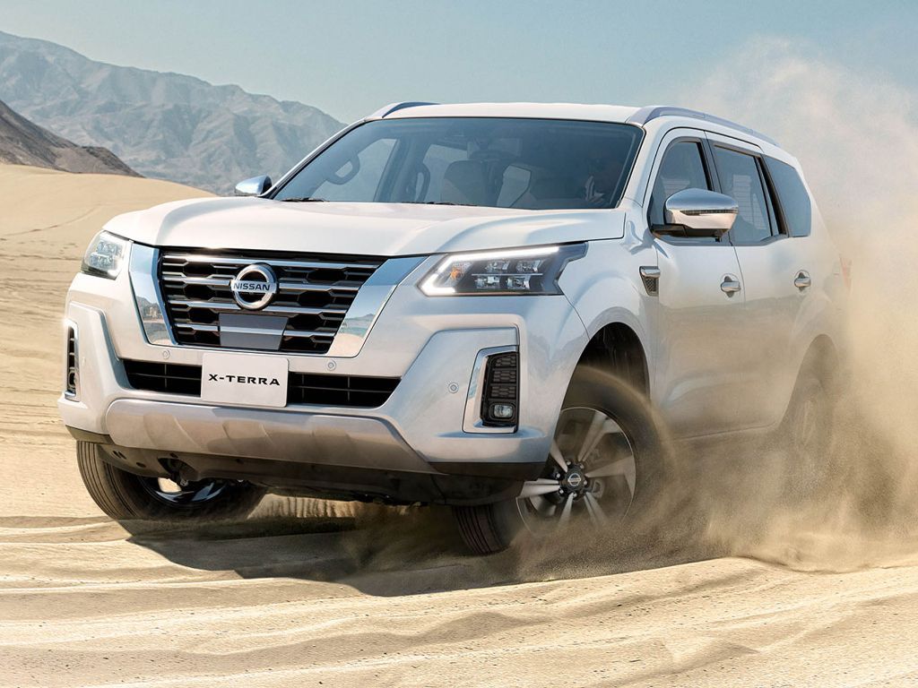 5 Perbandingan Nissan Terra Terbaru vs Toyota Fortuner GR Sport, Mana Pilihan Terbaiknya?