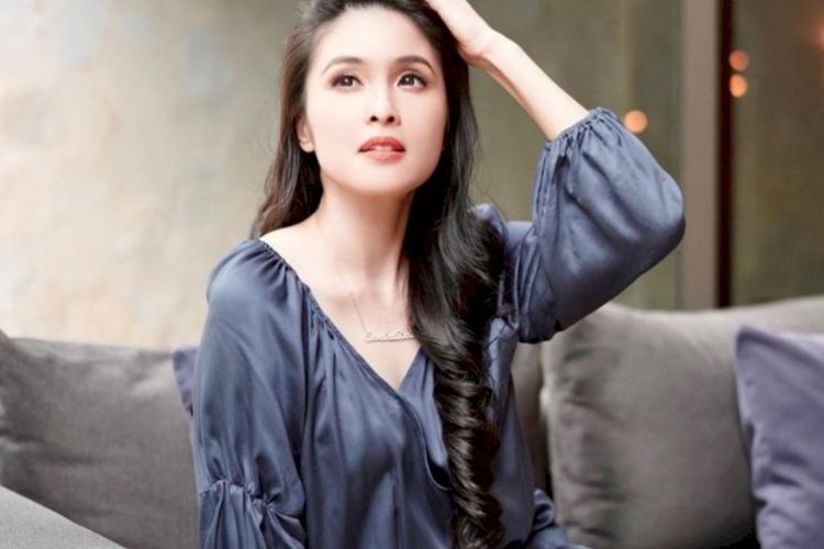 Cara Sandra Dewi Atasi Stres Urus Keluarga: Luangkan Waktu untuk 'Me Time'