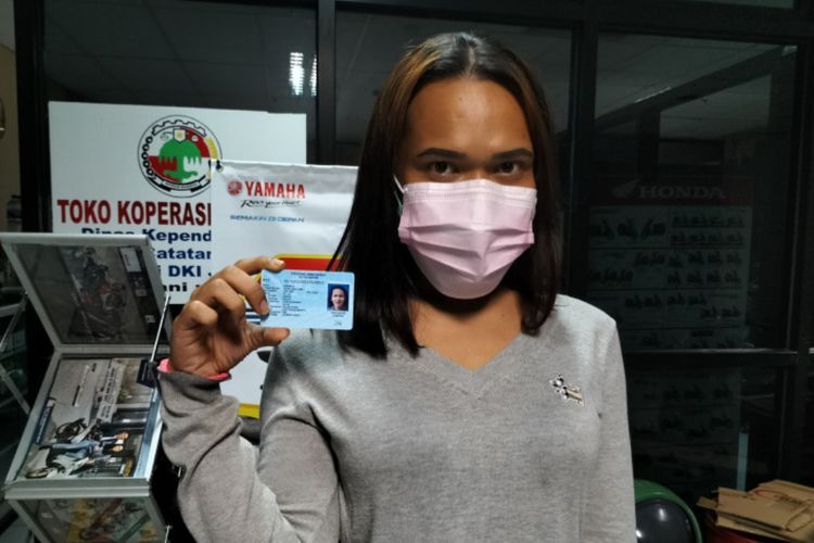 Leganya Dea Alias Sumanto, Transgender yang Kini Mempunyai KTP