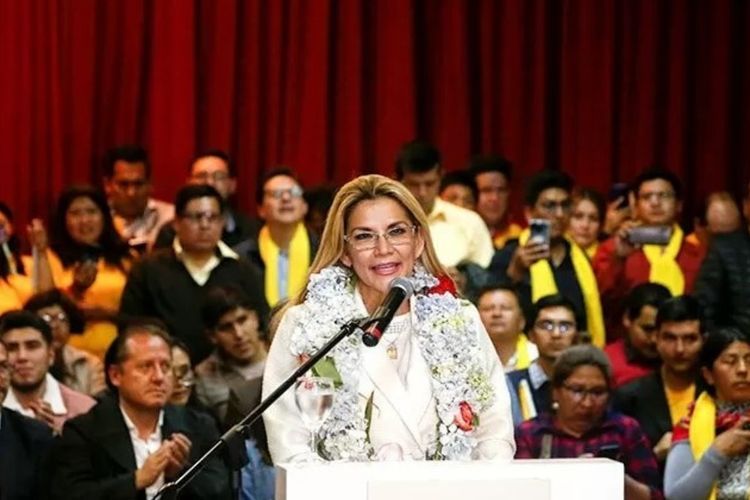 Mantan Presiden Bolivia Jeanine Anez, Sayat Tangan Sendiri di Dalam Penjara