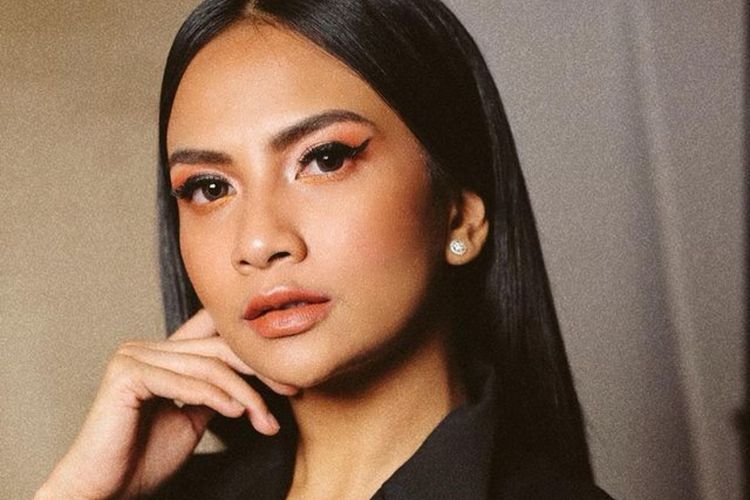 Vanessa Angel Tampil Bak Jinny Oh Jinny, Netizen: Ngga Mirip! Lebih ke Ariana Grande!