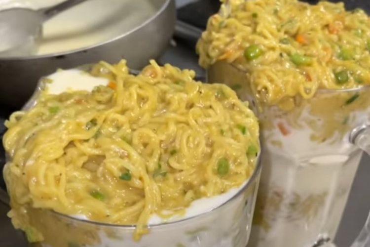 Netizen Geram dengan Kombinasi Makanan Mie Instan & Susu Kental, Terlihat Menjijikan