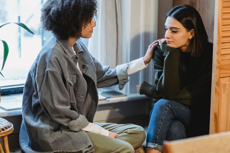 Sensitif dan Berempati Tinggi, 4 Zodiak Ini Tak akan Tega Menyakiti Orang Lain