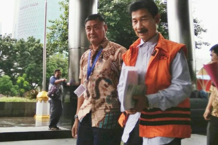 KPK Jebloskan Mantan Bupati Solok Selatan Muzni Zakaria ke Sukamiskin