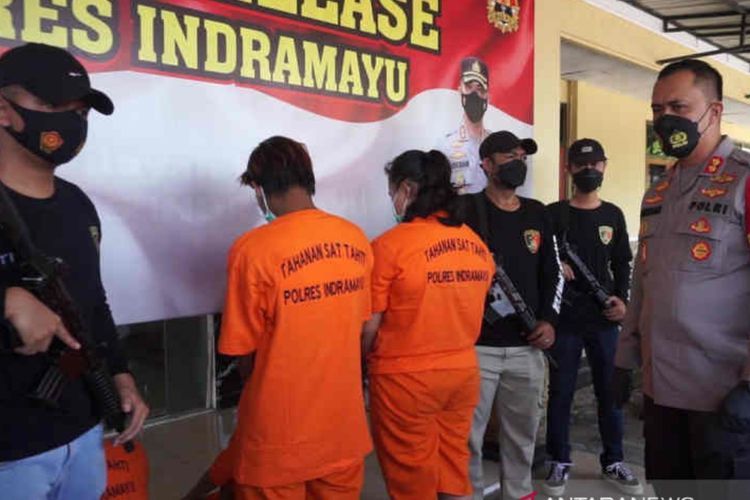 Ibu Tiri Sewa Pembunuh untuk Habisi Anak, Motifnya Cemburu Suami Lebih Sayang Anak