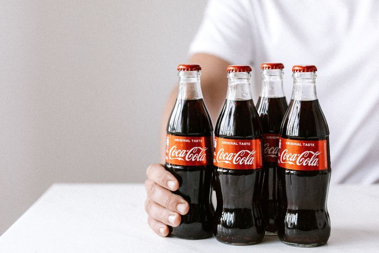 Pria di China Meninggal Usai Menenggak 1,5 Liter Coca Cola dalam 10 Menit