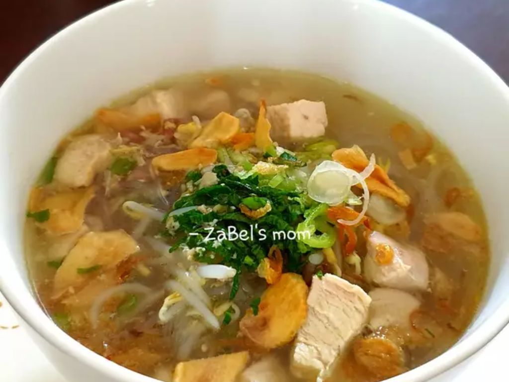 Resep Soto Ayam Kuning tanpa Santan yang Lezat dan Gurih 