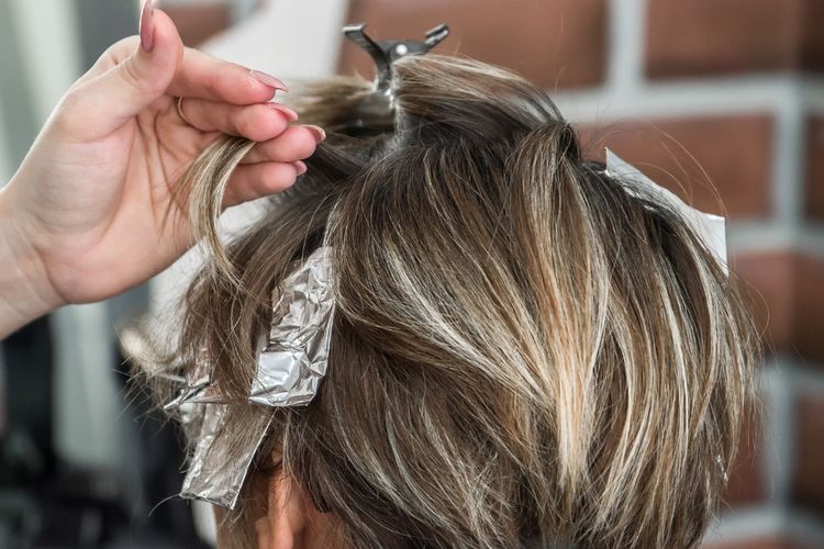 5 Pewarna Rambut Alami yang Bagus dan Aman, Dijamin Halal!