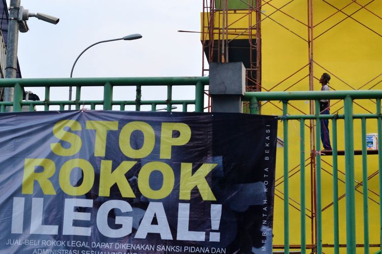 FOTO: Kampanye Stop Rokok Ilegal