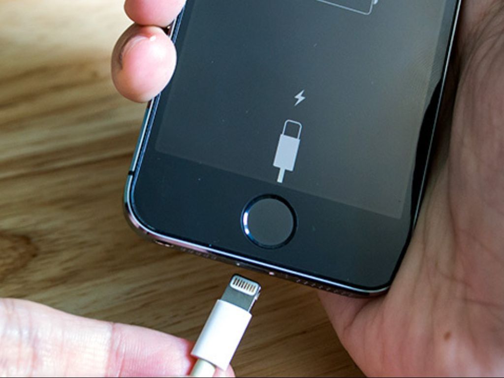 4 Cara Atasi Baterai iPhone Boros dan Cara Memantau Baterai iPhone Agar Tidak Boros