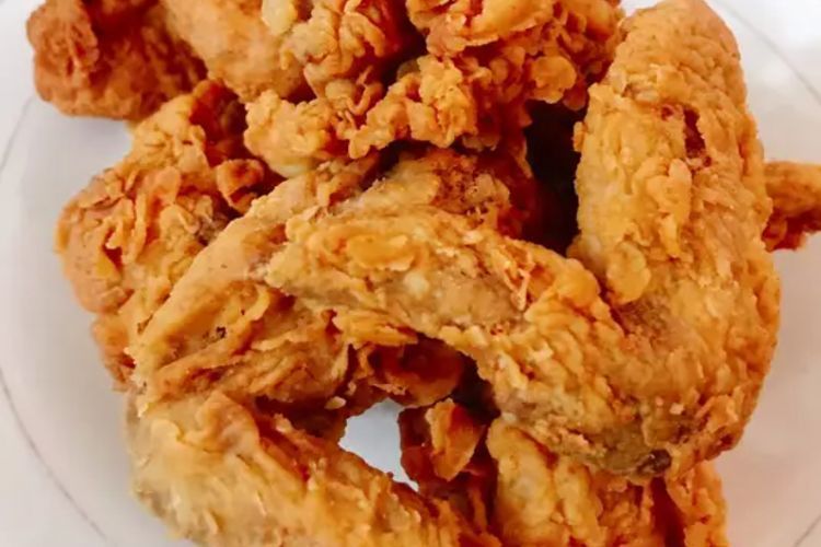 Pagi Ini Makan Sayap Ayam Goreng Crispy Yuk