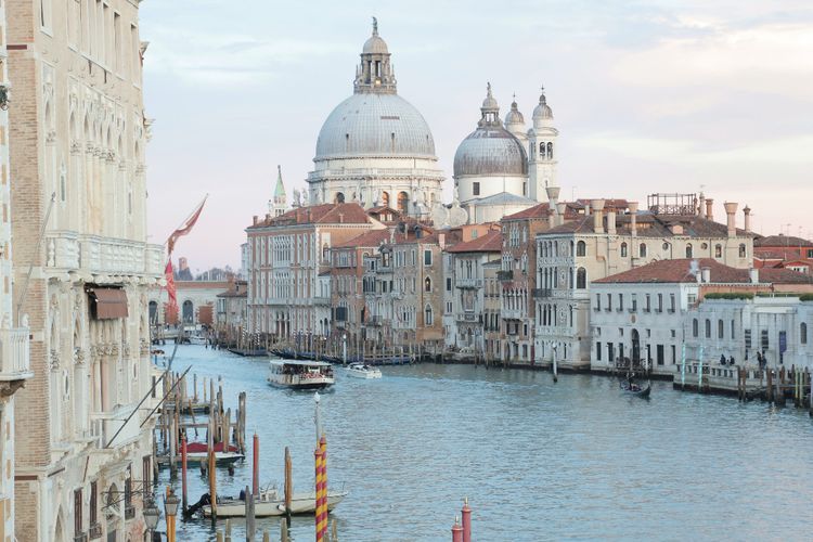 Rumah-rumah di Kota Italia Ini Dijual Sangat Murah, Tapi Ada Syarat yang Harus Dipenuhi!