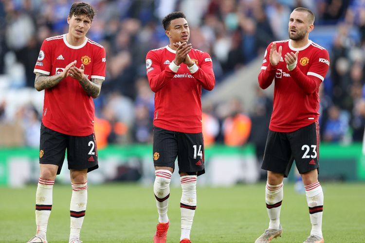 Takluk di Tangan Leicester City, Gary Neville Sebut MU Mainnya Kacau