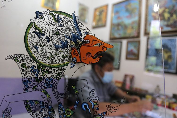 Kerajinan Lukis Kaca Cirebon, Berikut Foto-fotonya