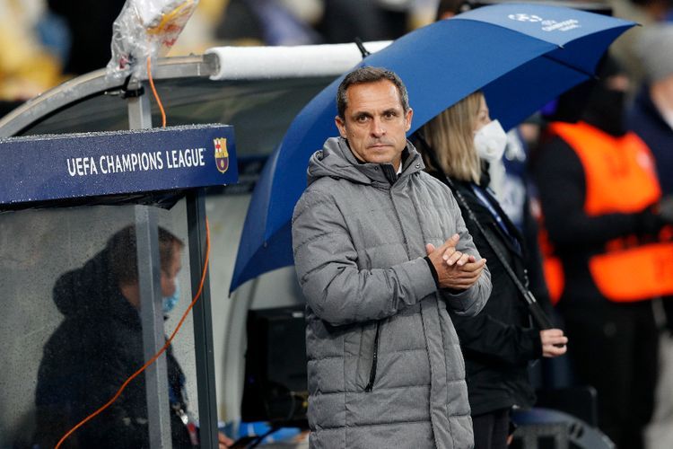 Jadi Pelatih Sementara Barcelona, Sergi Barjuan Serahkan Masa Depannya pada Tuhan